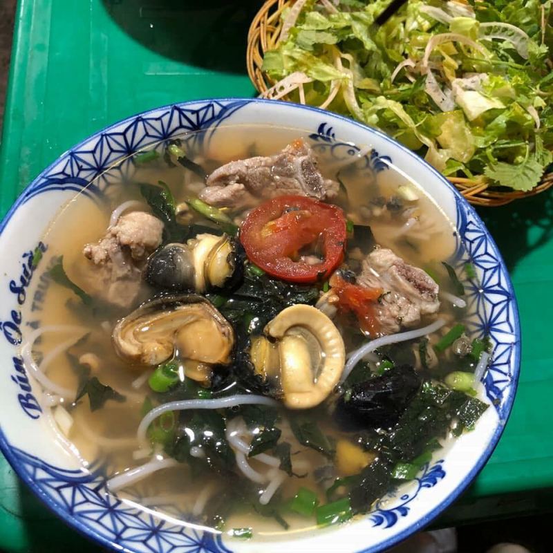 địa điểm ăn vặt vỉa hè lý tưởng nhất ở Hà Nội