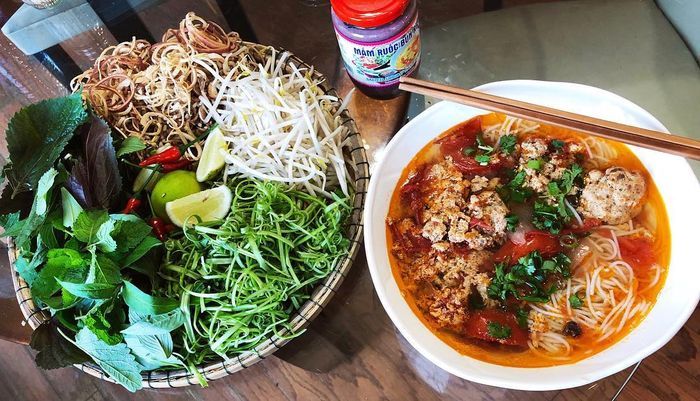 Bún riêu