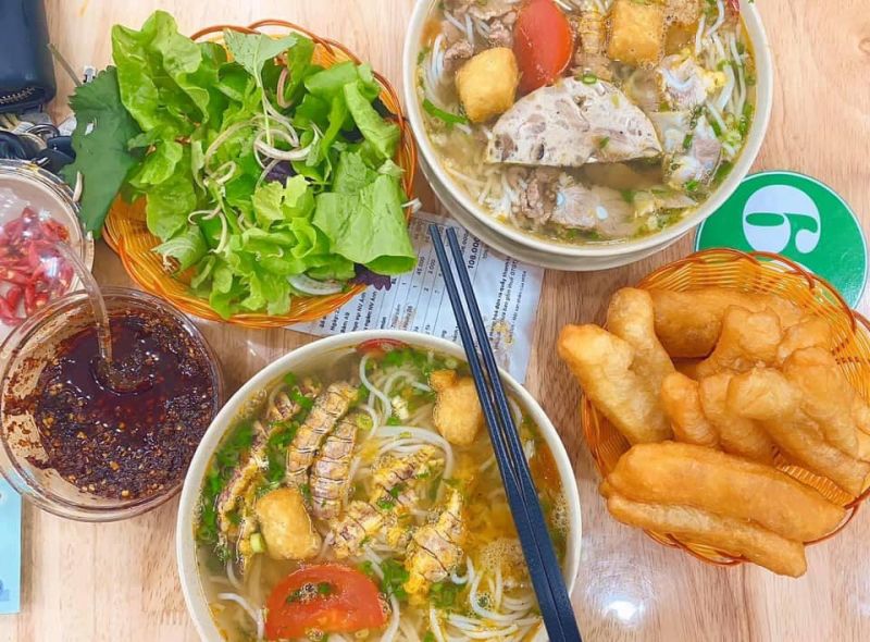 Bún riêu Bề Bề