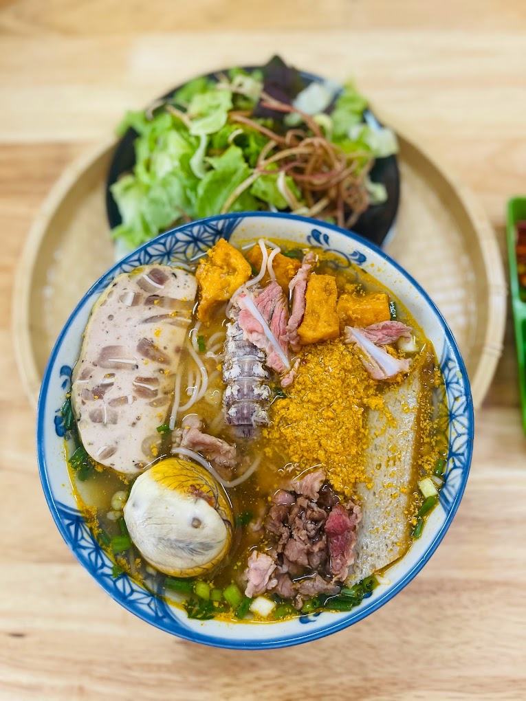 Bún riêu bề bề Lê Gia