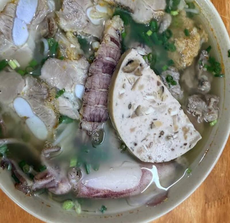 Bún Riêu Bề Bề Tiến Huân