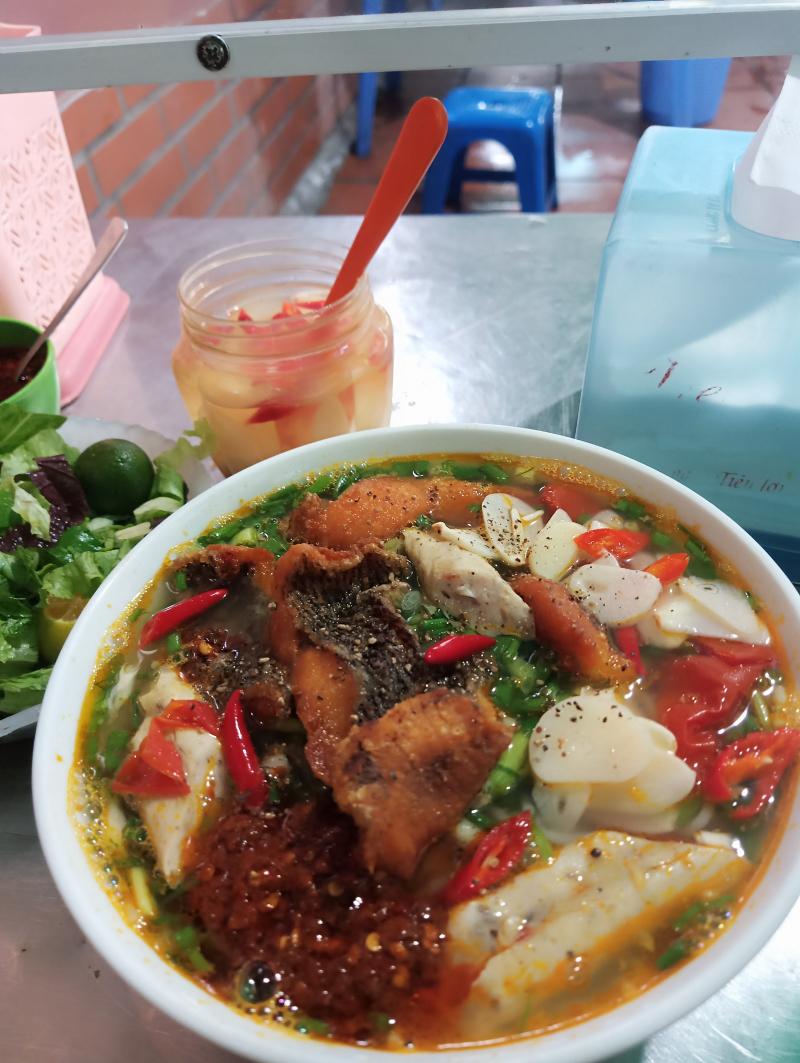 Bún riêu bún cá