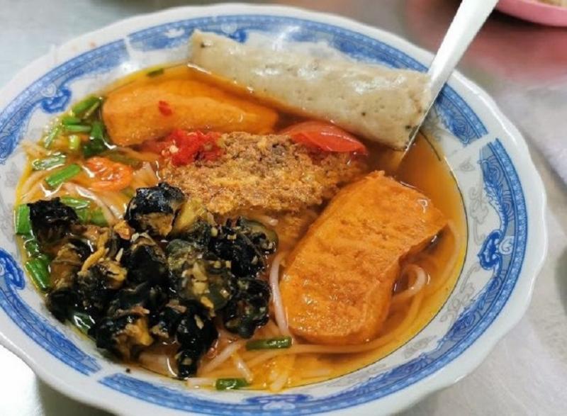 Bún Riêu Cây Mận