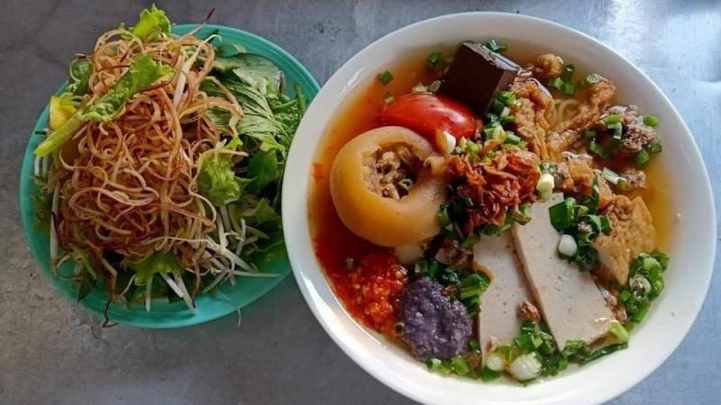 Bún riêu Cô Hạnh