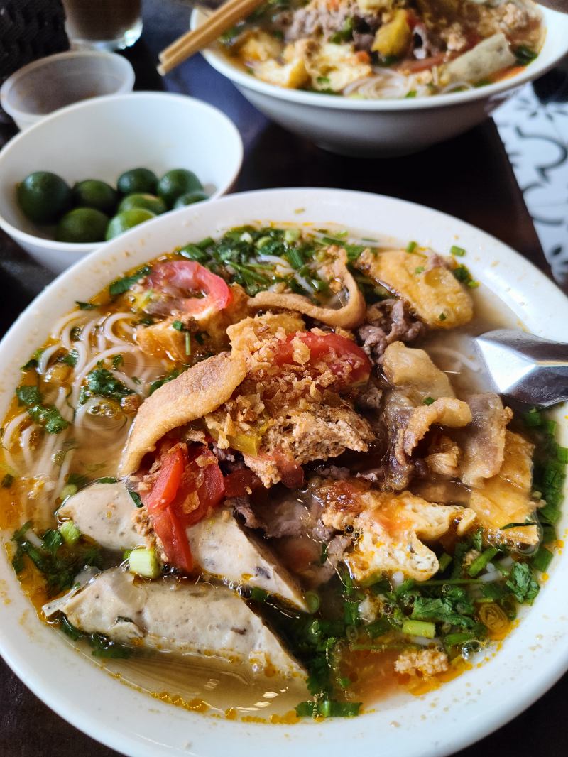 Bún riêu cua ốc