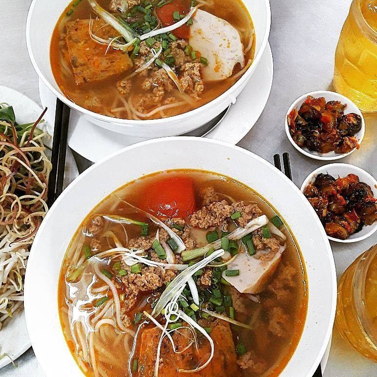 Bún riêu cua ốc