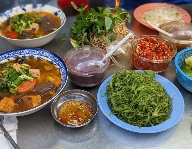 Bún Riêu Cua Ốc Cô Thuỷ