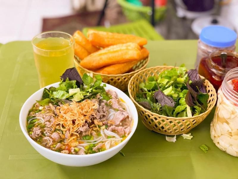 Bún Riêu Huyền Béo