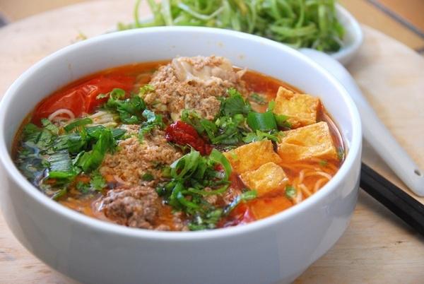 Bún riêu phố Thi Sách