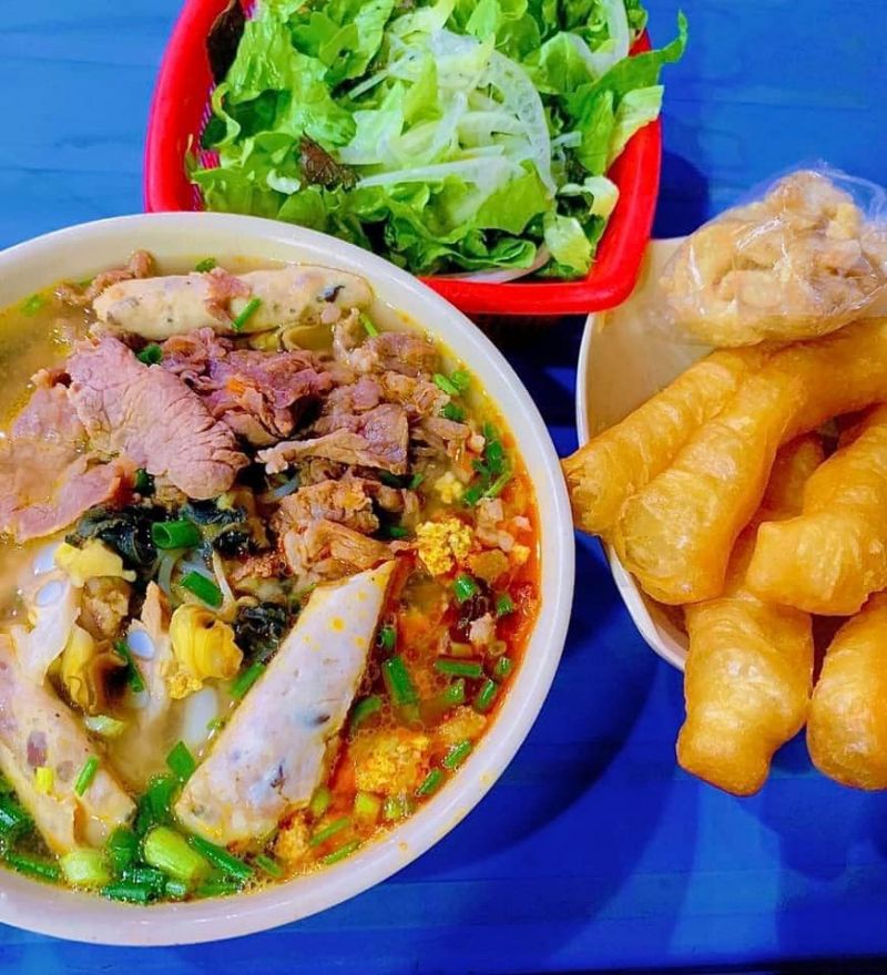 Bún riêu sụn Bà Điếc