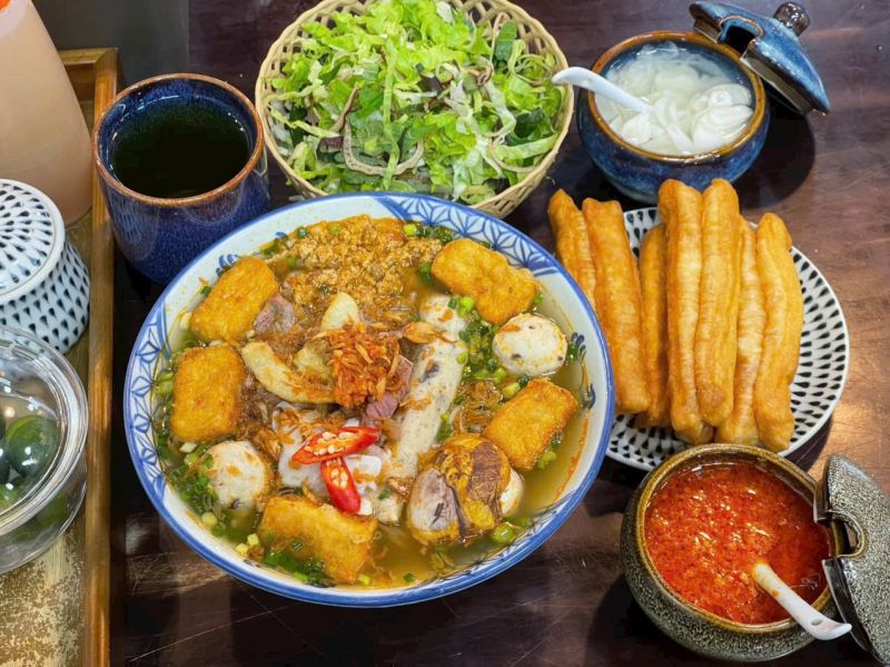 Bún Riêu Tóp Mỡ - Lẩu Riêu Bùi Gia