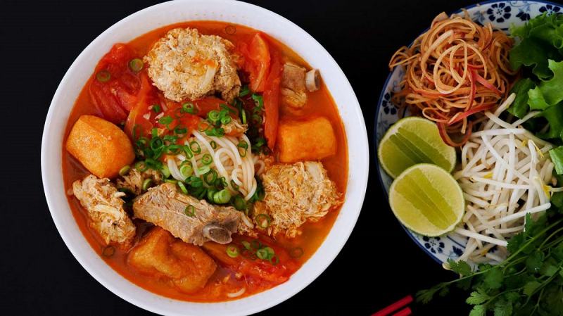 Bún sườn riêu cua