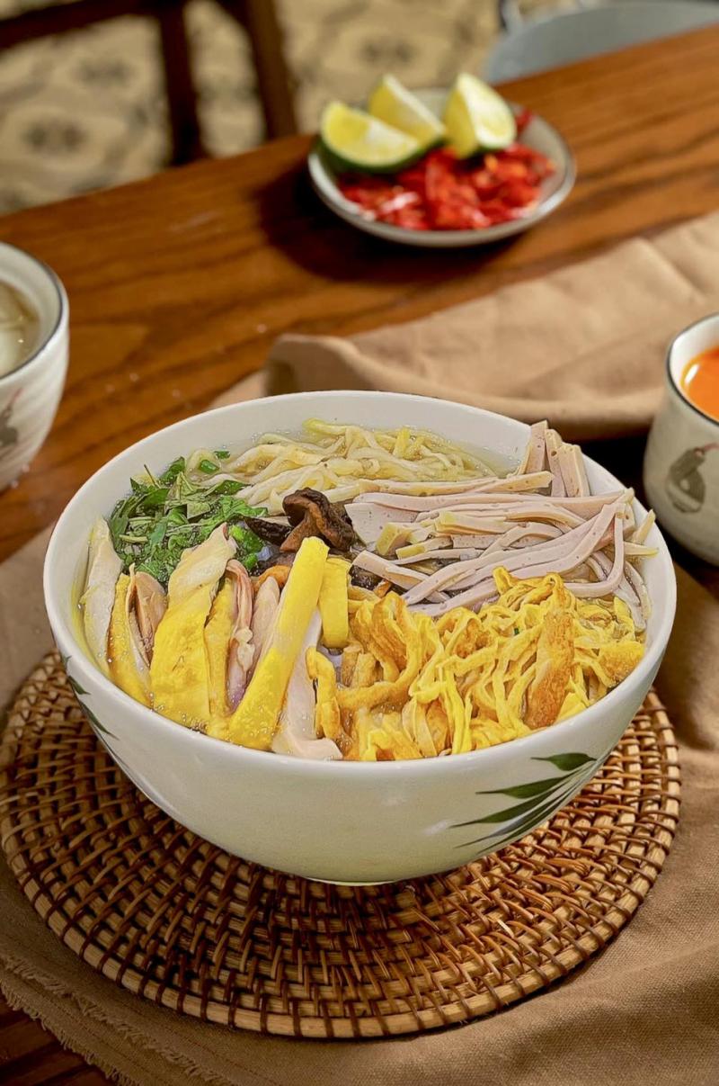 Bún Thang & Phở Gà Trường Yến