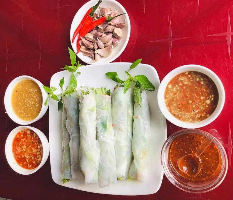 Bánh ướt thịt nướng