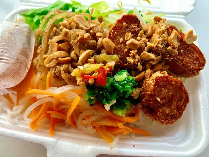 Bún Thịt nướng Dì Đức