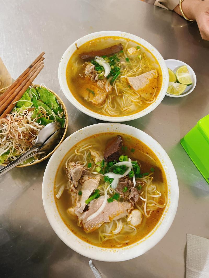 Bún Vân - Bún bò Huế