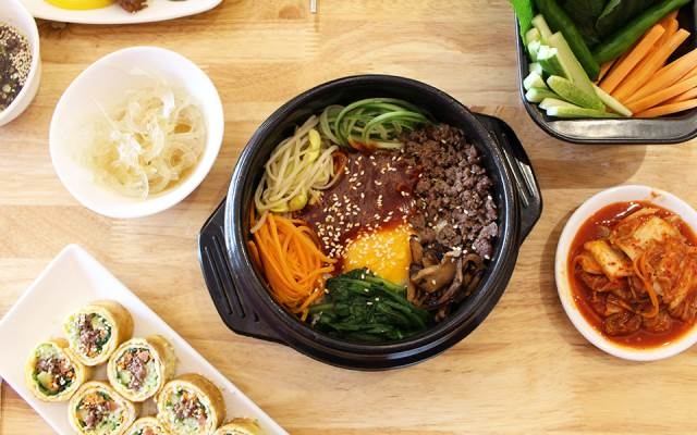 Lẩu và các món ăn Hàn Quốc ở Busan Korean Food