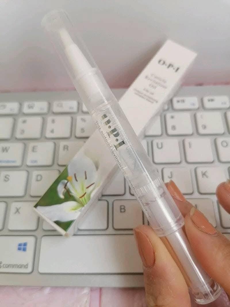 Bút dưỡng móng OPI