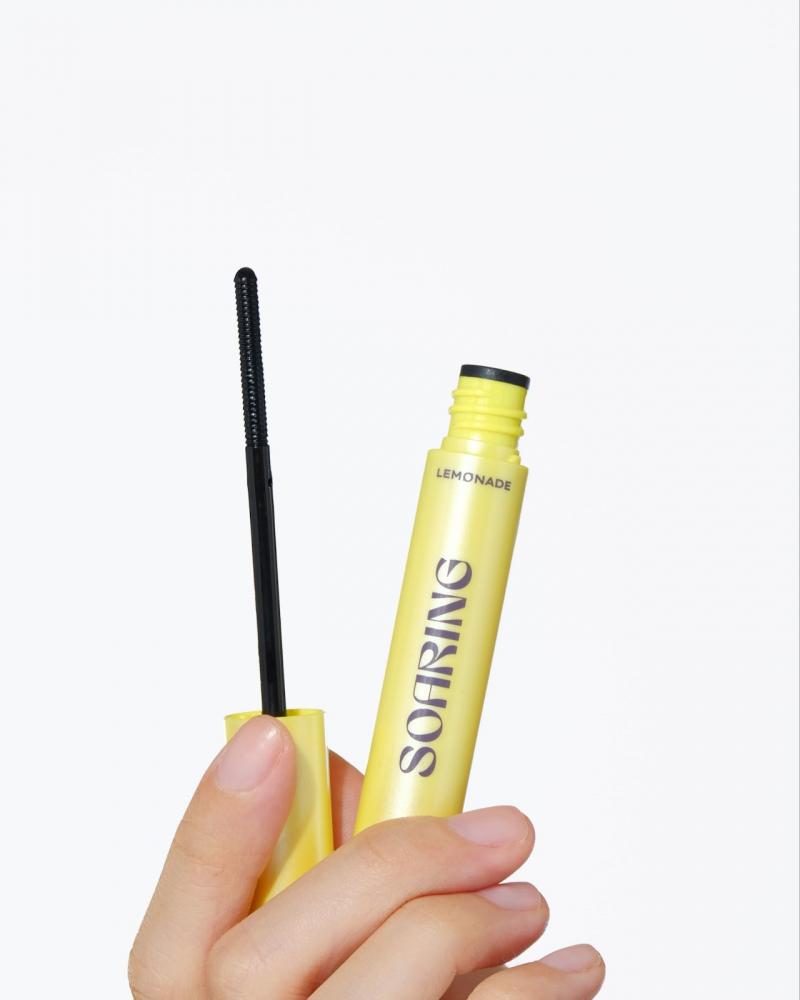 Bút tẩy trang Lemonade Soaring Mascara