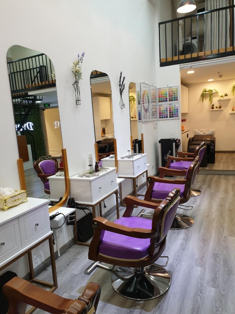 Dvore Salon