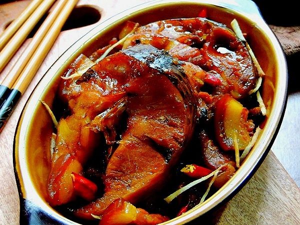 Cá kho riềng sả