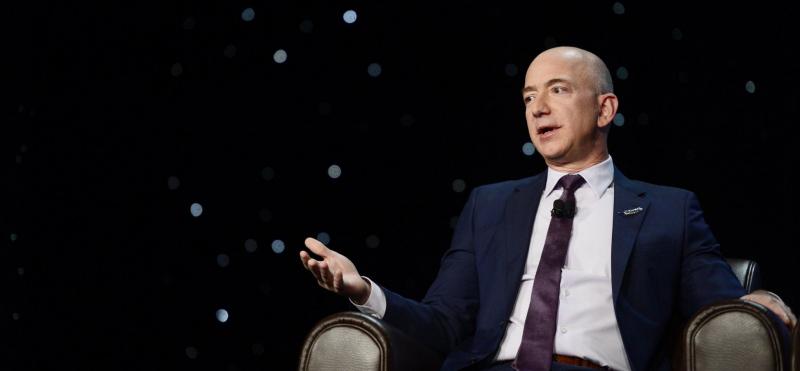 Ông chủ Amazon - Jeff Bezos trở thành người giàu nhất thế giới