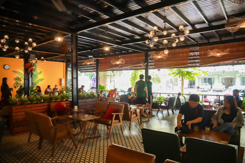 Cafe Thềm Xưa