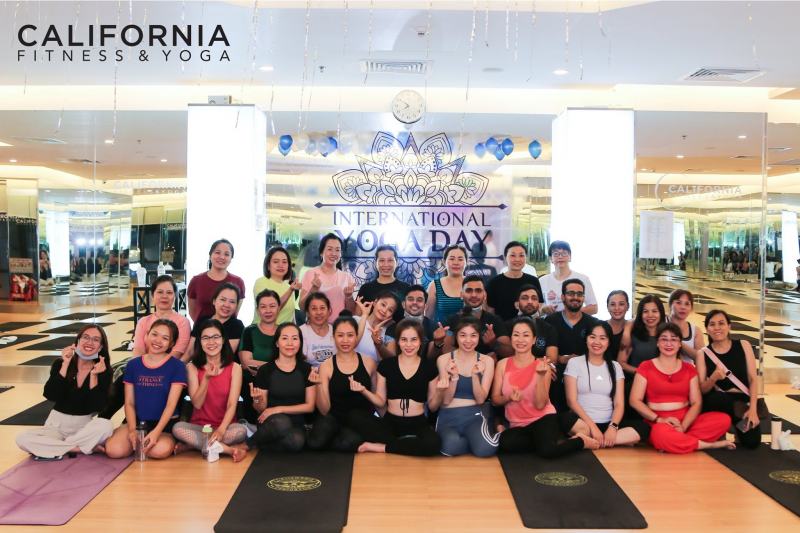 California Fitness vàamp; Yoga Quận Tân Bình