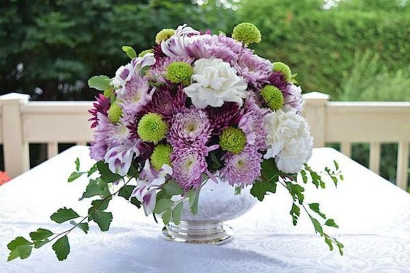 Cắm hoa vào một hình vòm tuyệt đẹp và tạo nên một không gian đầy lãng mạn! Với lọ hoa đẹp tinh tế này, bạn có thể tự tay tạo ra một món quà tuyệt vời và đầy ý nghĩa cho người thân yêu của mình.