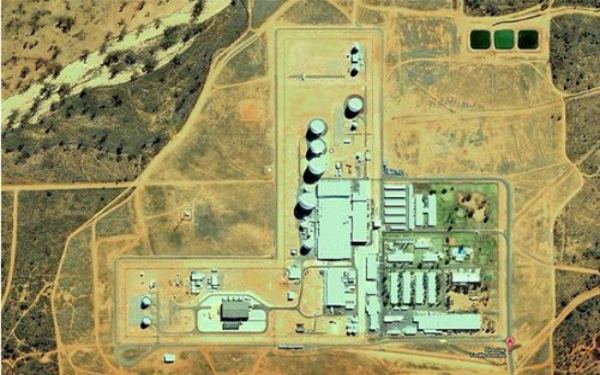 Hình ảnh căn cứ Pine Gap được chụp từ Google Maps