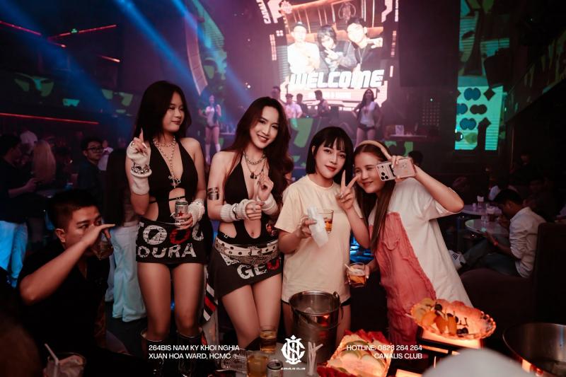 Canalis Club