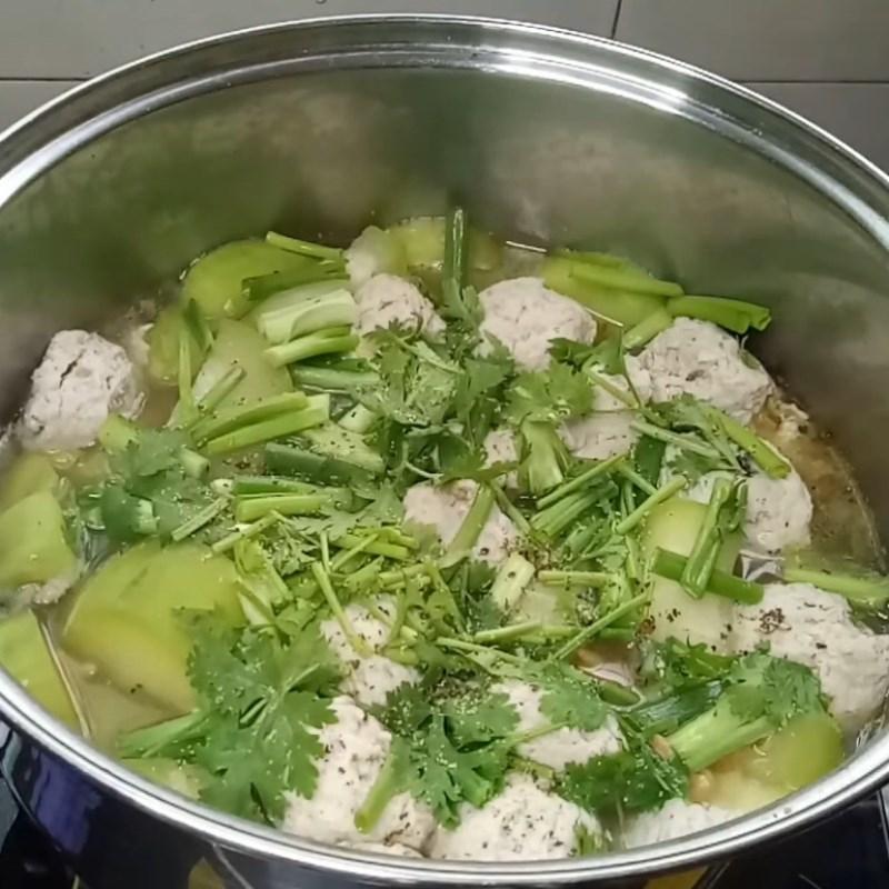 Canh chả cá bí đao