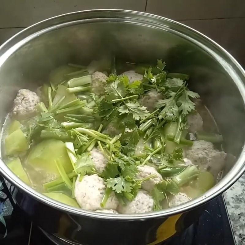 Canh chả cá bí đao