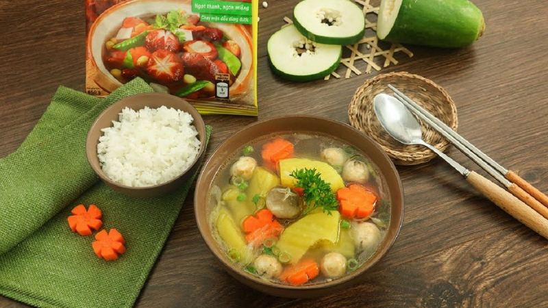 Canh đu đủ hầm nấm rơm