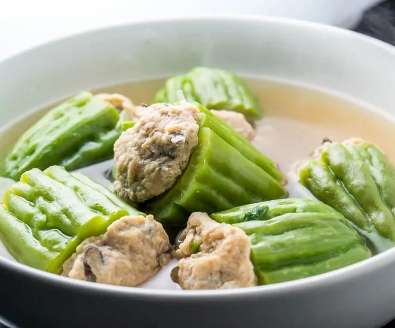 Canh khổ qua dồn đậu hũ chay