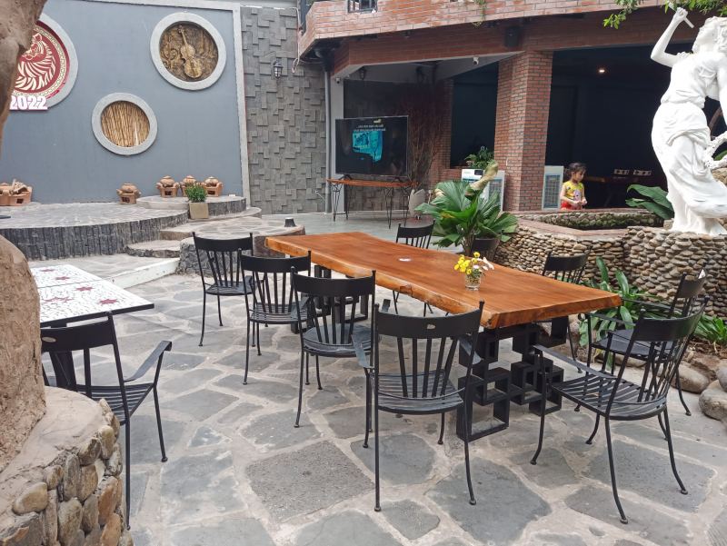 Cánh Nâu Garden Cafe