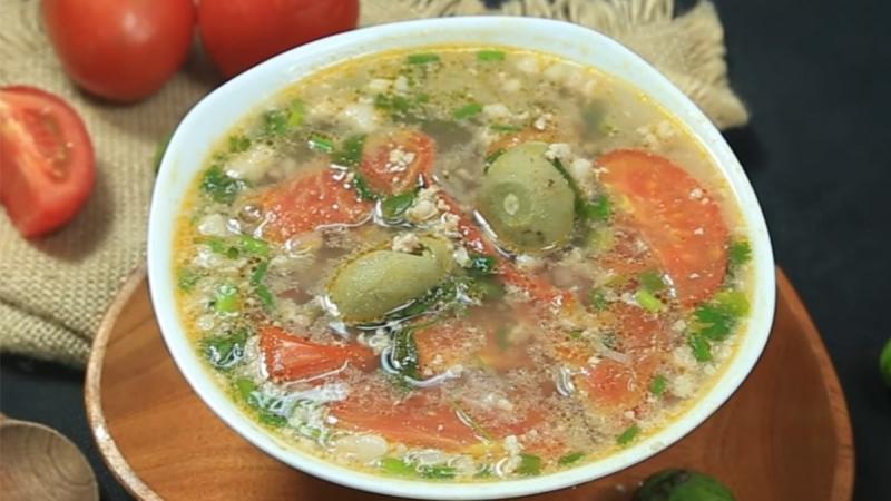 Canh sấu nấu thịt băm