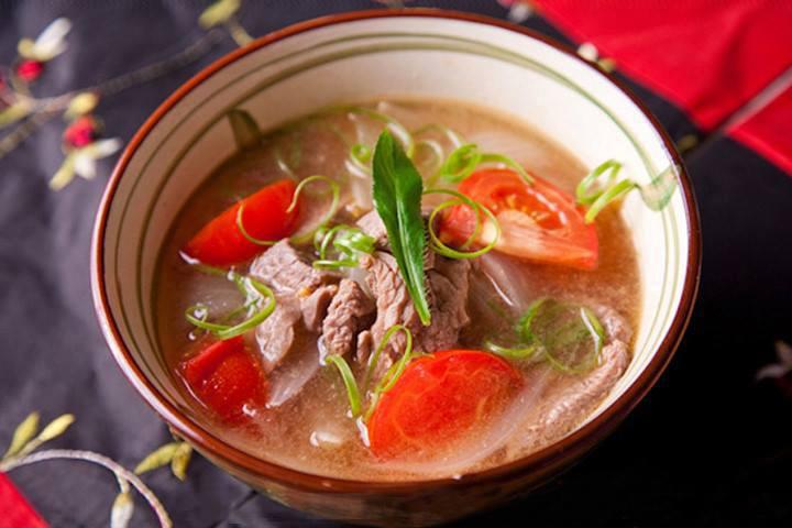 Canh thịt bò cà chua