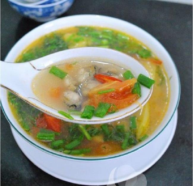 Canh thịt lợn với hàu biển chữa chứng mất ngủ thường xuyên