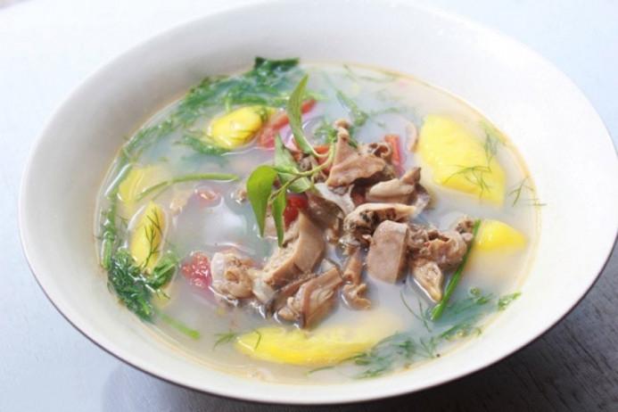 Canh trai nấu dứa