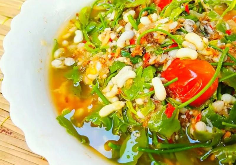 Canh trứng kiến