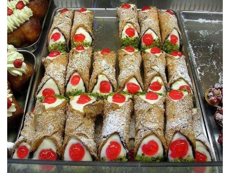 Cannoli Sicil