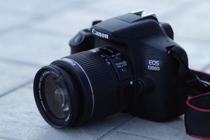 Canon EOS 1300D