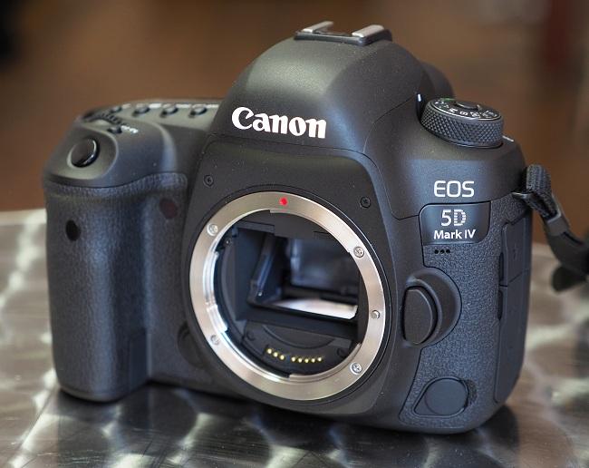 Canon EOS 5D Mark IV