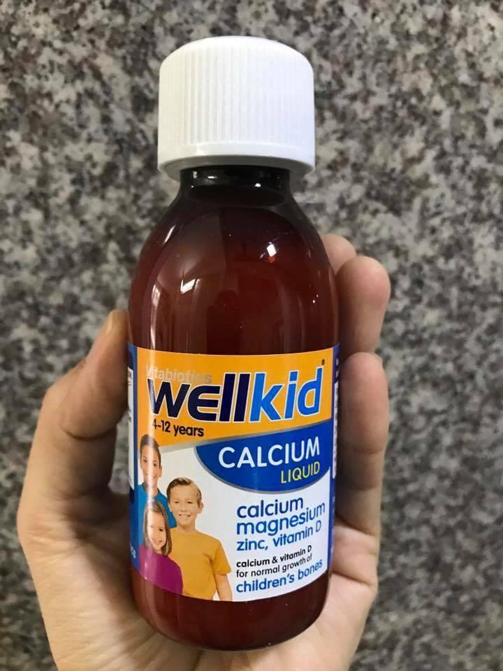 Wellkid Calcium Liquid cung cấp nguồn canxi phong phú và các chất giúp xương khỏe mạnh, bao gồm cả vitamin D, giúp cơ thể hấp thụ Canxi tối đa