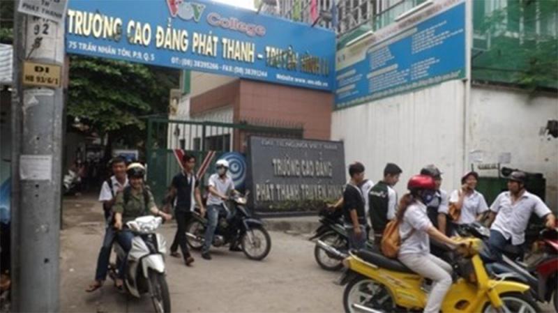 Cao đẳng Phát thanh truyền hình