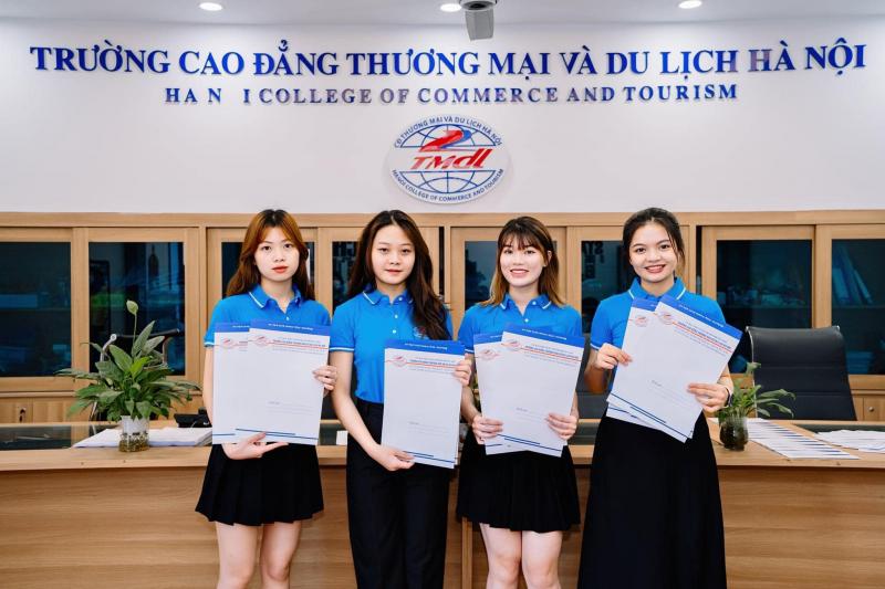 Trường Cao đẳng Thương mại và Du lịch Hà Nội