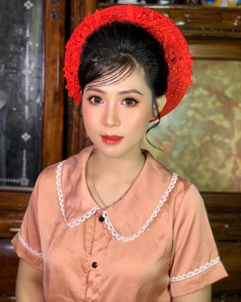 Cao Lê Diên Makeup Academy