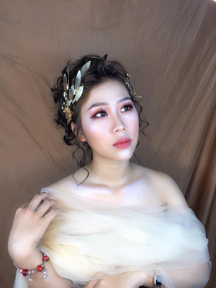 Cao Le Dien Studio Makeup