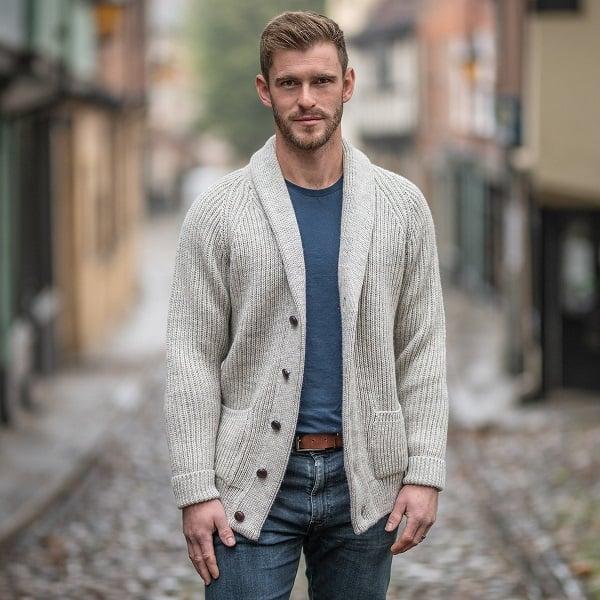 Cardigan dáng dài phối cùng quần jean